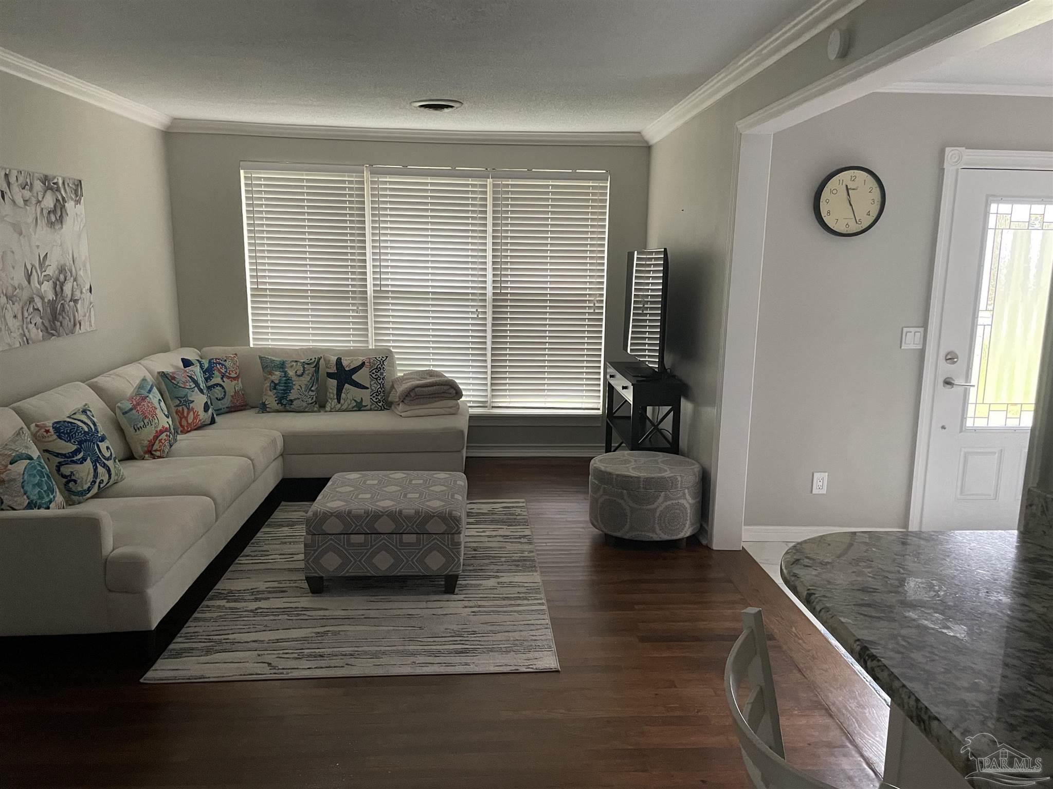 1001 Rue Max Street Pensacola, FL 32507 - Photo 3 of 31 Equipped with Smart TV and Remote