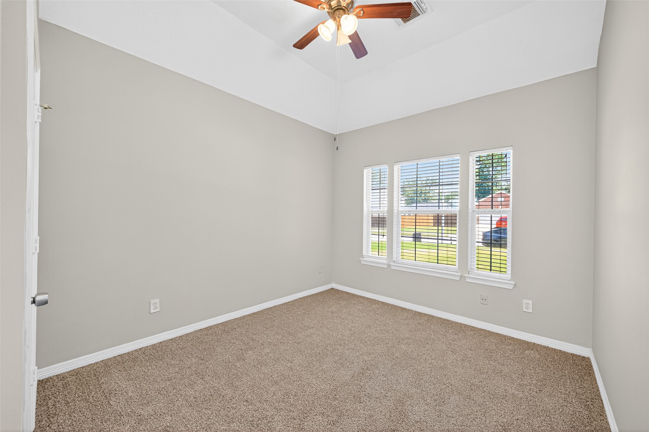 22215 Jay Drive Spring, TX 77373 - Photo 13 of 21 a view of an empty room with a window
