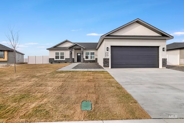 $415,000 | 2020 Lowline Avenue, Twin Falls, ID 83301