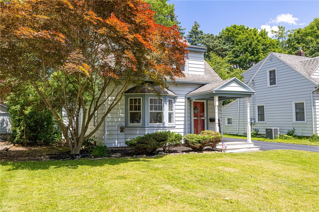 330 Colebourne Road Rochester, NY 14609 - Photo 2 of 37