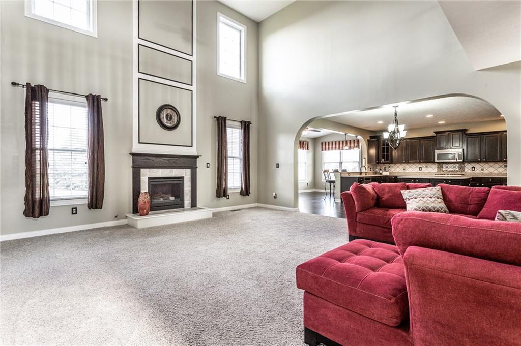 6230 Roxburgh Place Noblesville, IN 46062 - Photo 8 of 46 Gallery Image 8