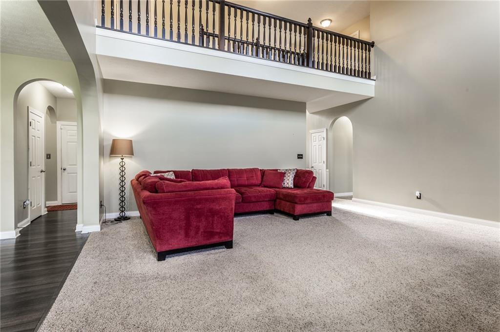 6230 Roxburgh Place Noblesville, IN 46062 - Photo 9 of 46 Gallery Image 9
