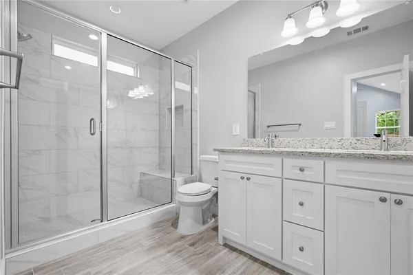 $2,000 | 205 West 11th Street, Bonham, TX 75418