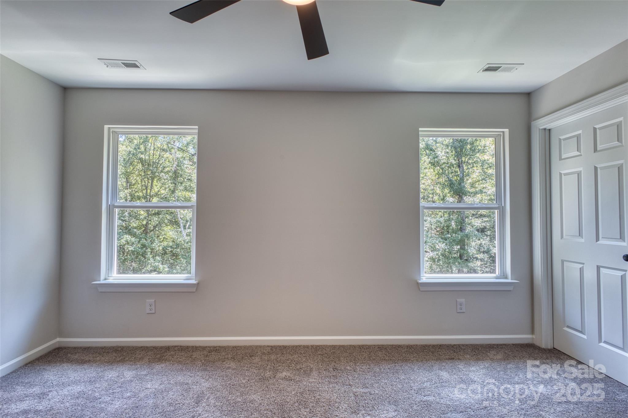 1541 Riverview Circle Fort Lawn, SC 29714 - Photo 30 of 48 an empty room with a window