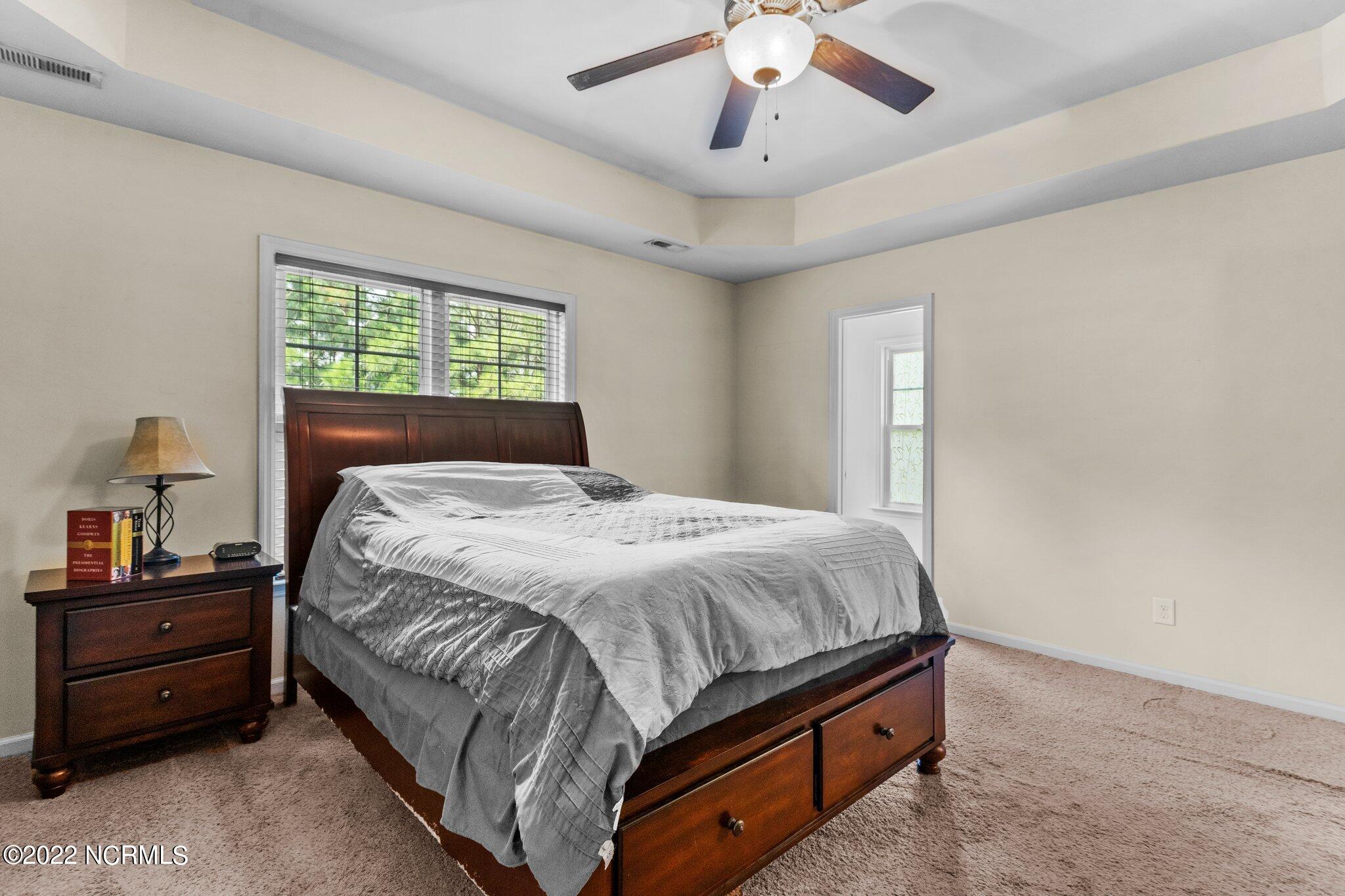 111 Stone Gate Jacksonville, NC 28546 - Photo 18 of 44 32-web-or-mls-DSC07381