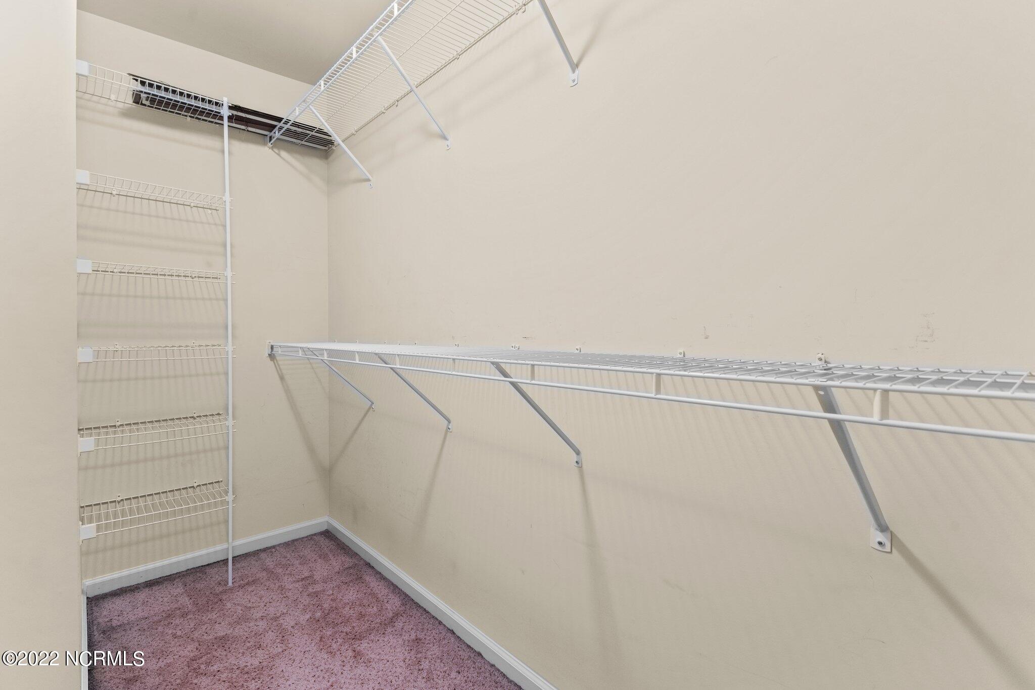 111 Stone Gate Jacksonville, NC 28546 - Photo 22 of 44 37-web-or-mls-DSC07413