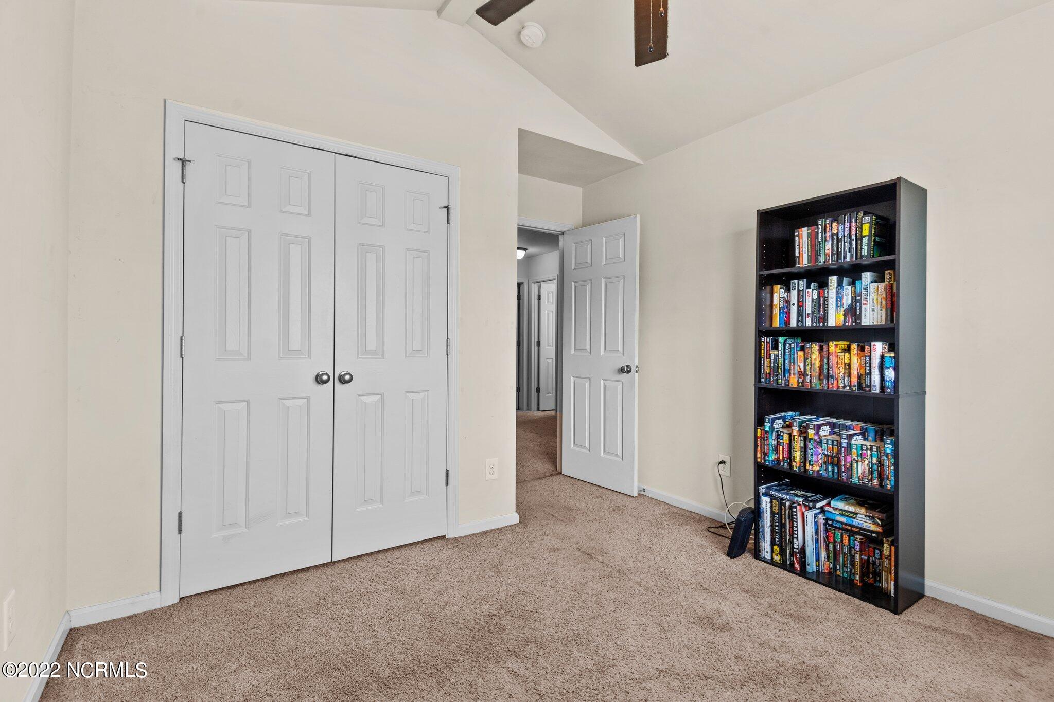 111 Stone Gate Jacksonville, NC 28546 - Photo 28 of 44 26-web-or-mls-DSC07351