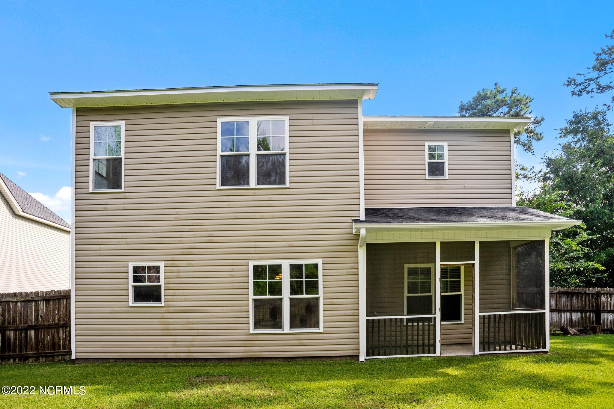 111 Stone Gate Jacksonville, NC 28546 - Photo 33 of 44 16-web-or-mls-DSC07315