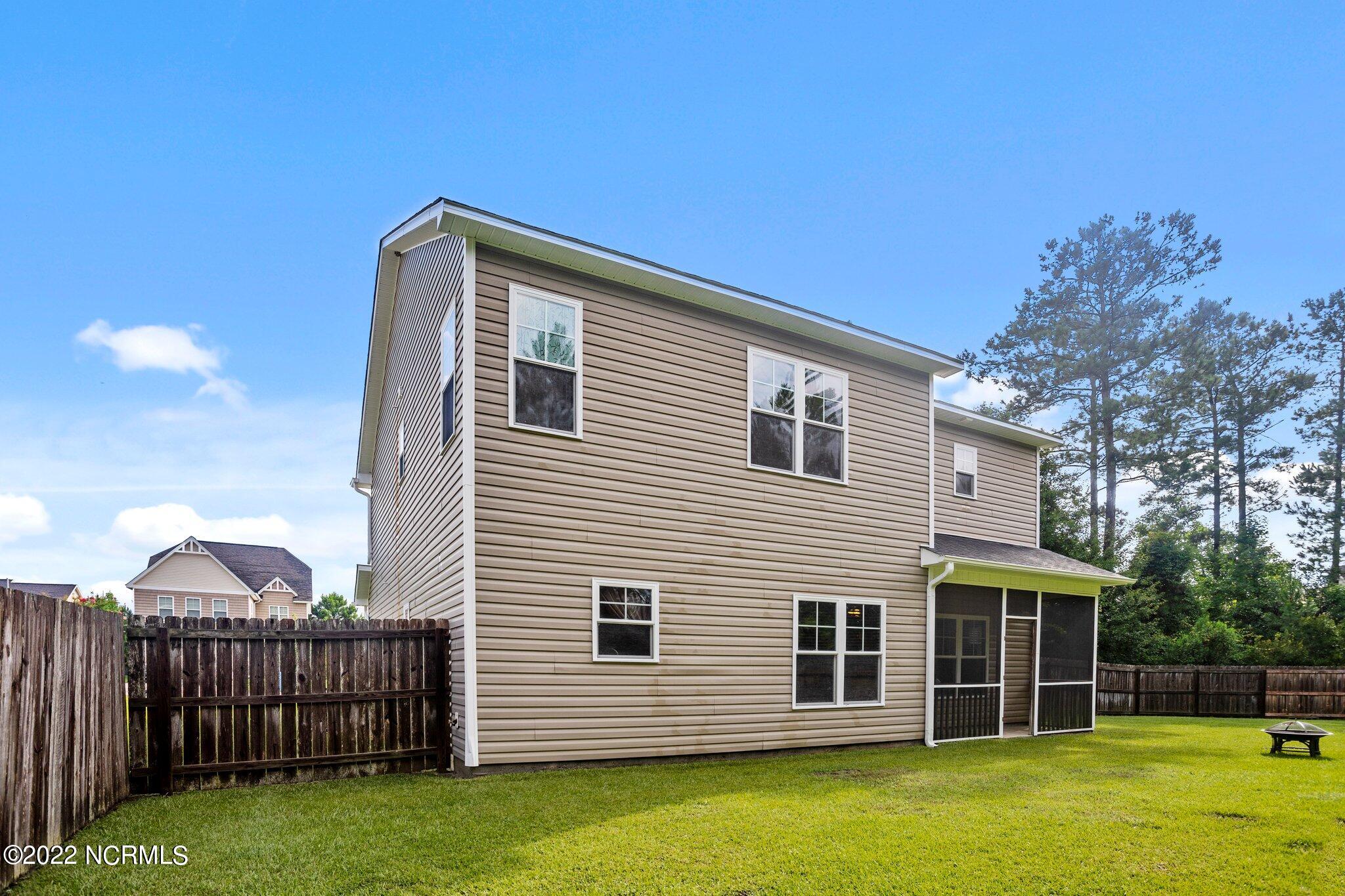 111 Stone Gate Jacksonville, NC 28546 - Photo 34 of 44 17-web-or-mls-DSC07316