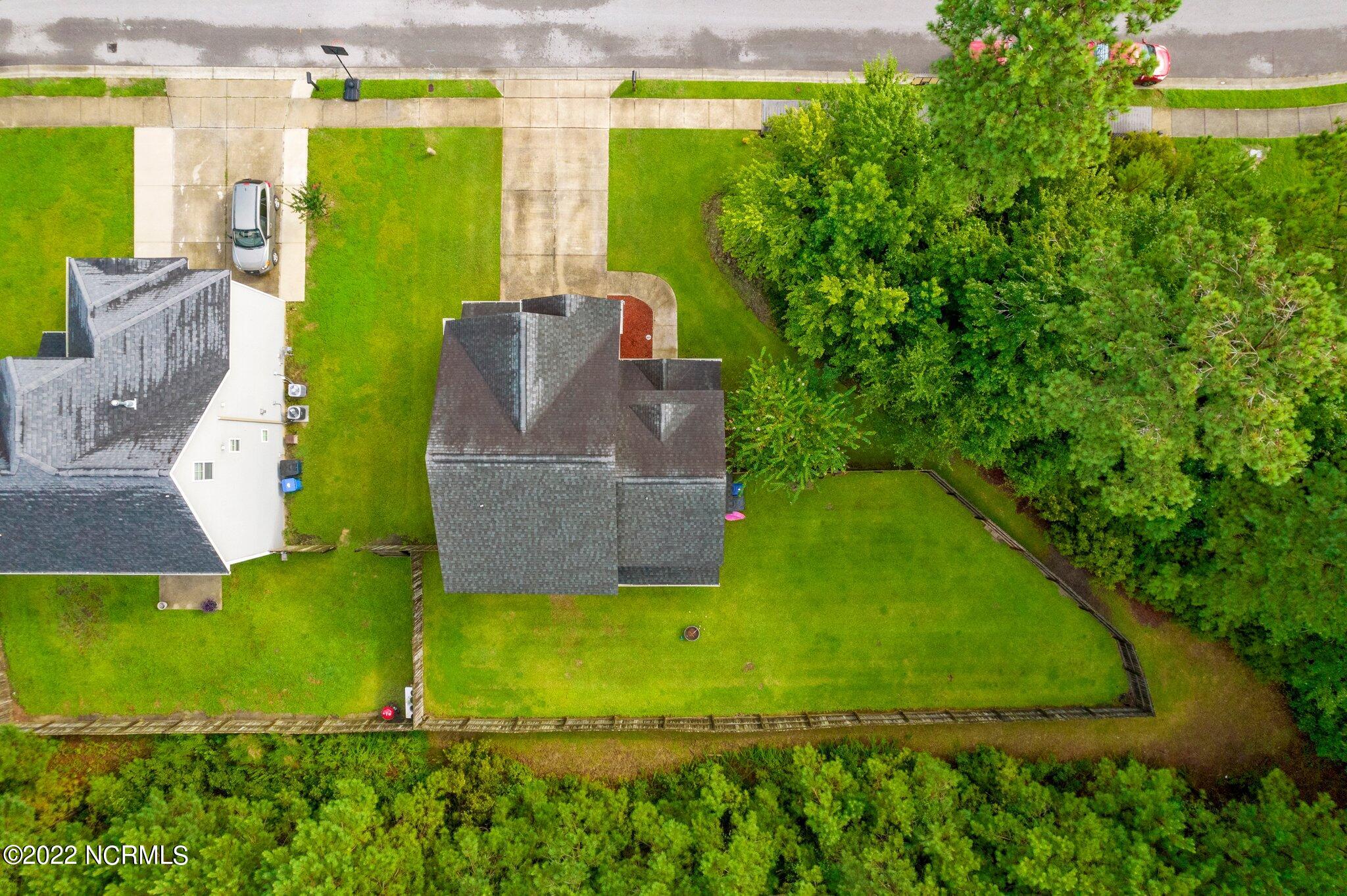 111 Stone Gate Jacksonville, NC 28546 - Photo 38 of 44 8-web-or-mls-DJI_0476