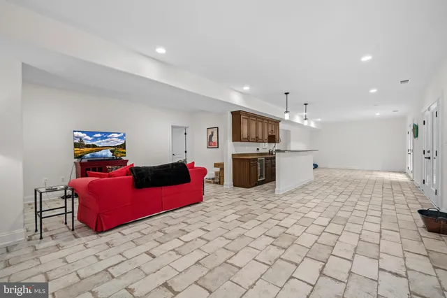 $2,700,000 | 13025 Yates Ford Road, Clifton, VA 20124