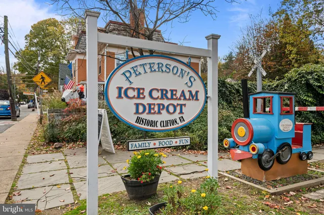 $2,700,000 | 13025 Yates Ford Road, Clifton, VA 20124