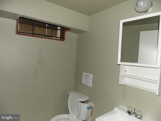 3716 Pinelea Road Baltimore, MD 21244 - Photo 21 of 24 Bath