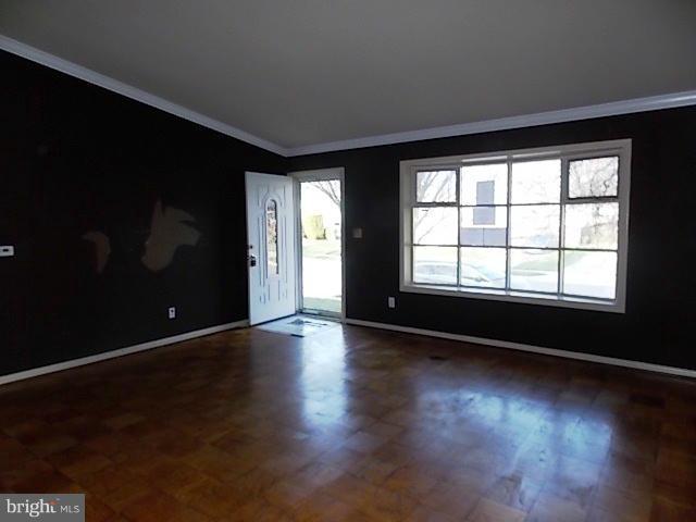 3716 Pinelea Road Baltimore, MD 21244 - Photo 6 of 24 Living Room