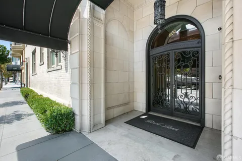 $3,575,000 | 1100 Sacramento Street, Unit 302, San Francisco, CA 94108