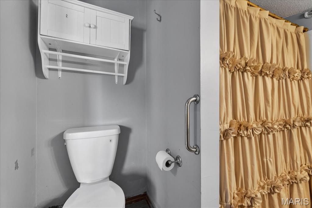 4267 Old Road De Soto, MO 63020 - Photo 16 of 24