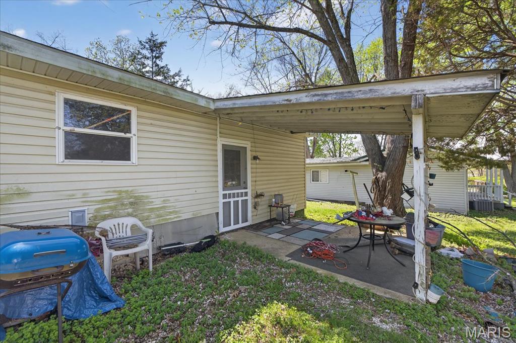 4267 Old Road De Soto, MO 63020 - Photo 21 of 24