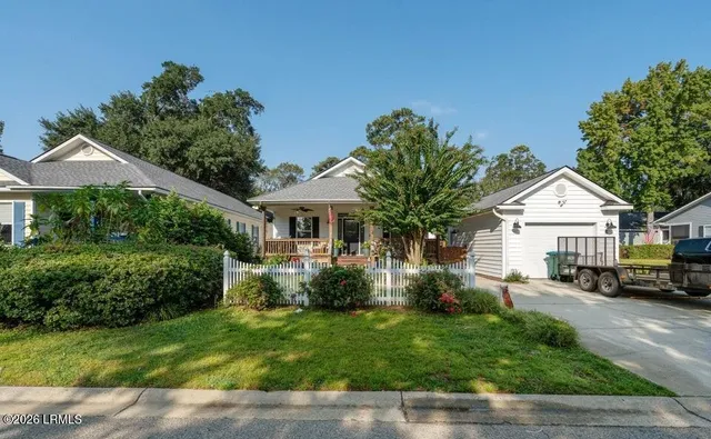 $2,200 | 6 Rockville Way, Beaufort, SC 29902