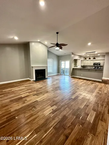 $2,200 | 6 Rockville Way, Beaufort, SC 29902