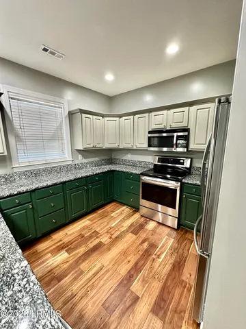 $2,200 | 6 Rockville Way, Beaufort, SC 29902