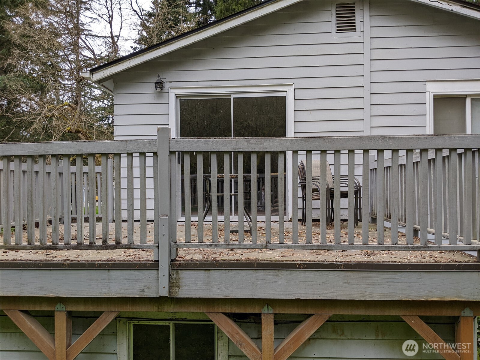 6353 Bayview Road Clinton, WA 98236 - Photo 14 of 21 Gallery Image 14