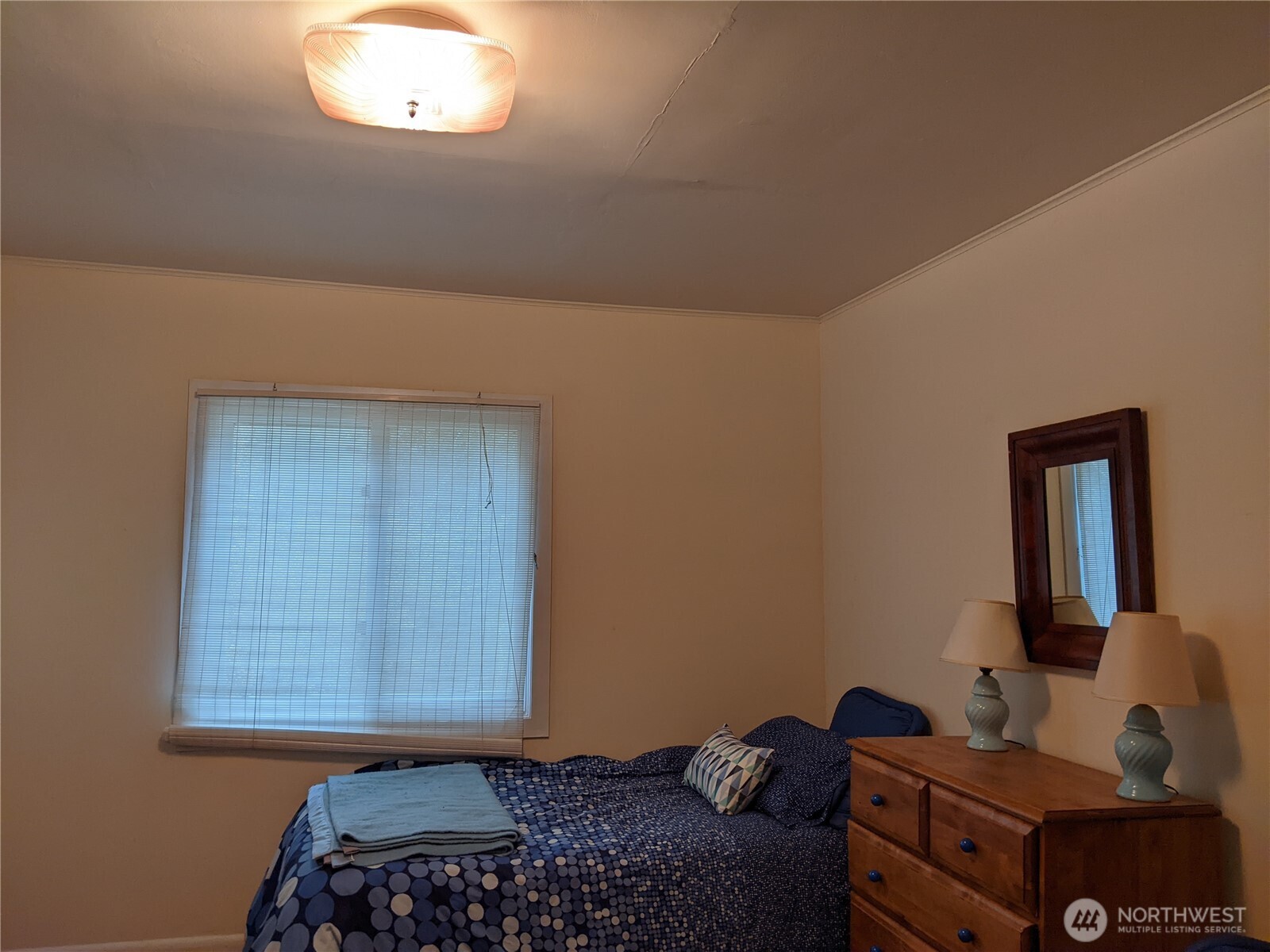 6353 Bayview Road Clinton, WA 98236 - Photo 18 of 21 Gallery Image 18