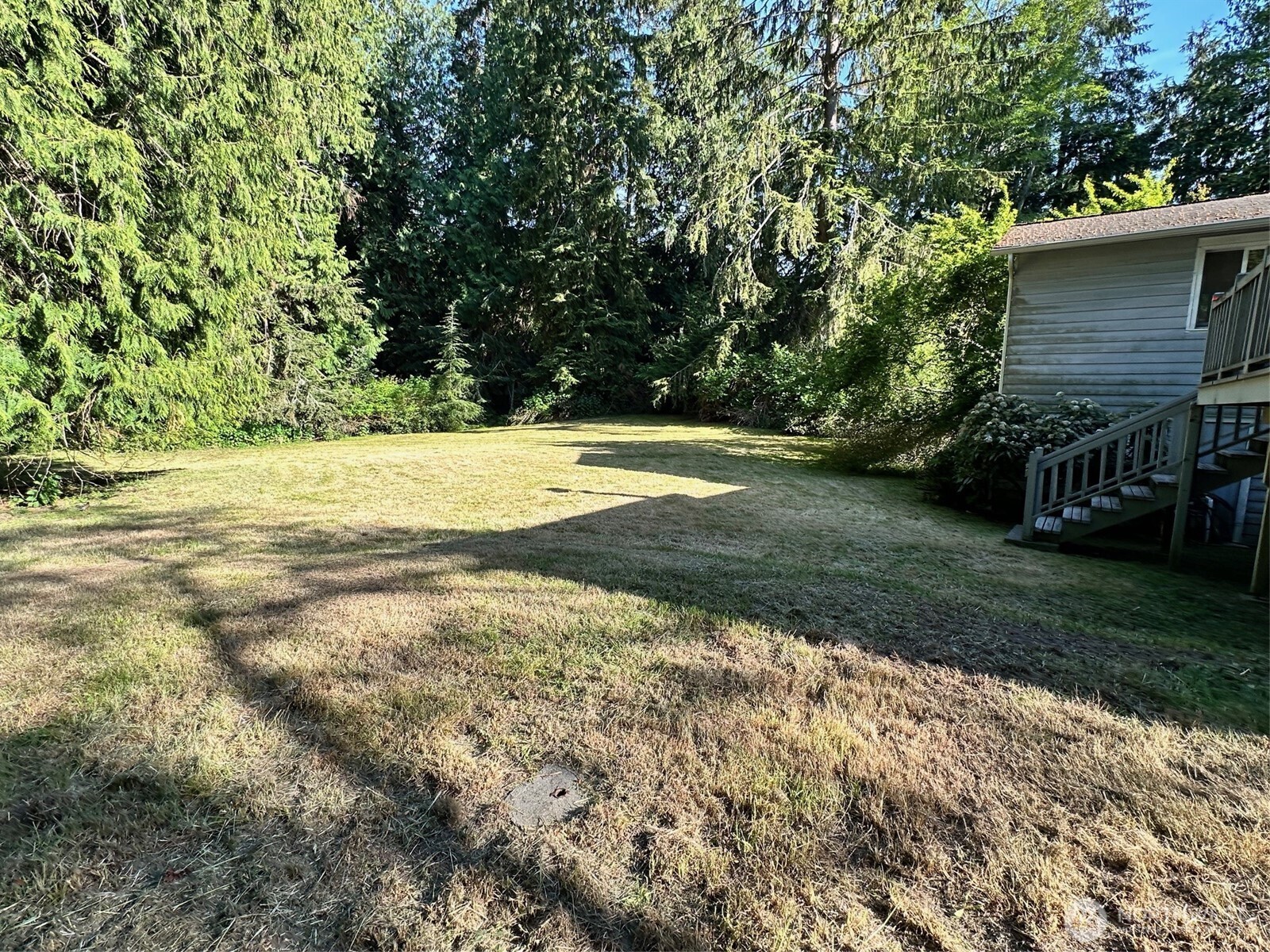 6353 Bayview Road Clinton, WA 98236 - Photo 10 of 21 Gallery Image 10