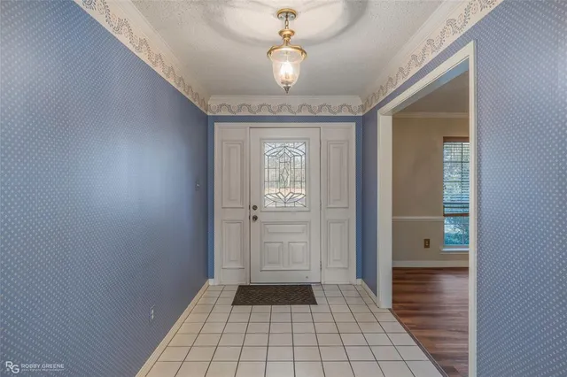 a view of an entryway