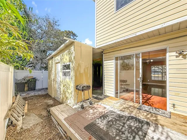 $425,000 | 7322 54th Avenue North, St. Petersburg, FL 33709