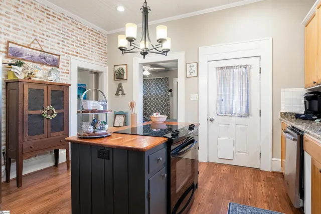 $340,000 | 221 North Mountain Street, Union, SC 29379