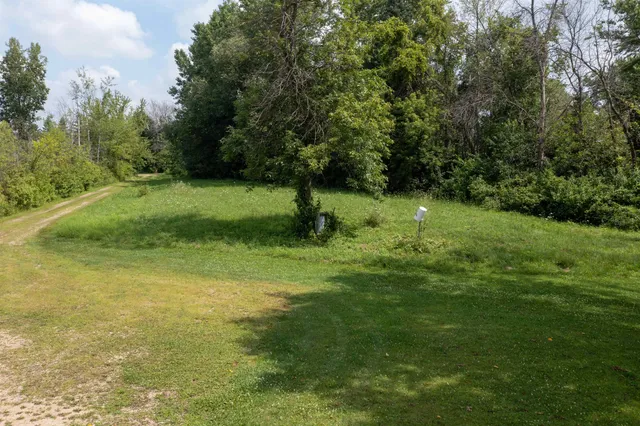 $325,000 | 9235 Willow Lane, Fremont, WI 54940