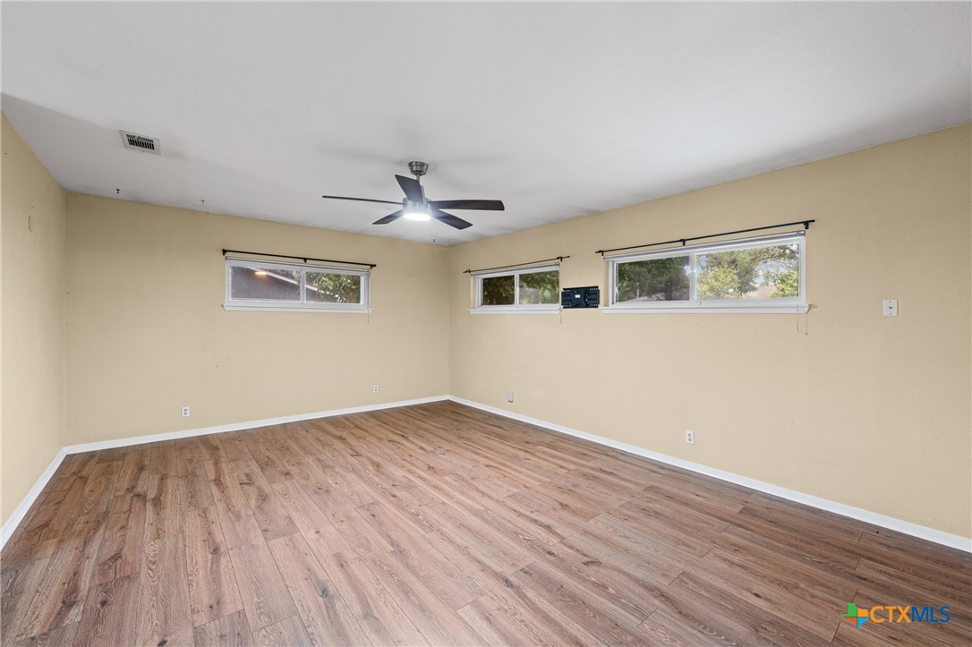 3109 West Ave R Temple, TX 76504 - Photo 21 of 35