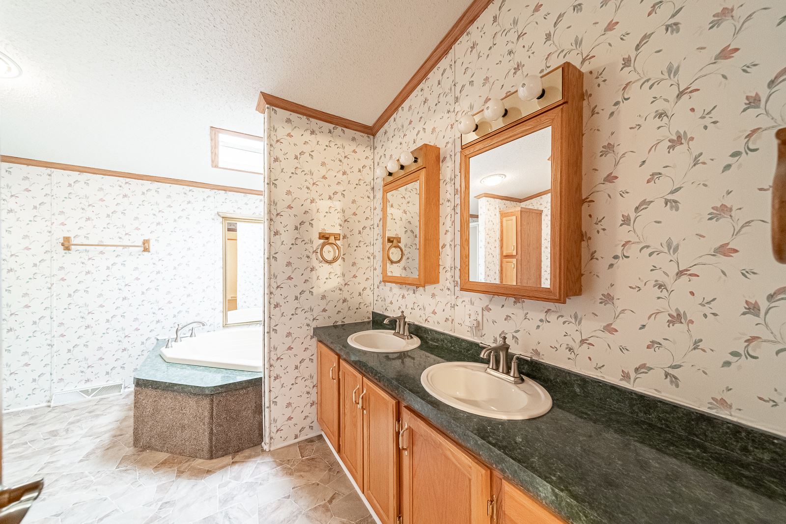 50819 Portage Road South Bend, IN 46628 - Photo 11 of 21