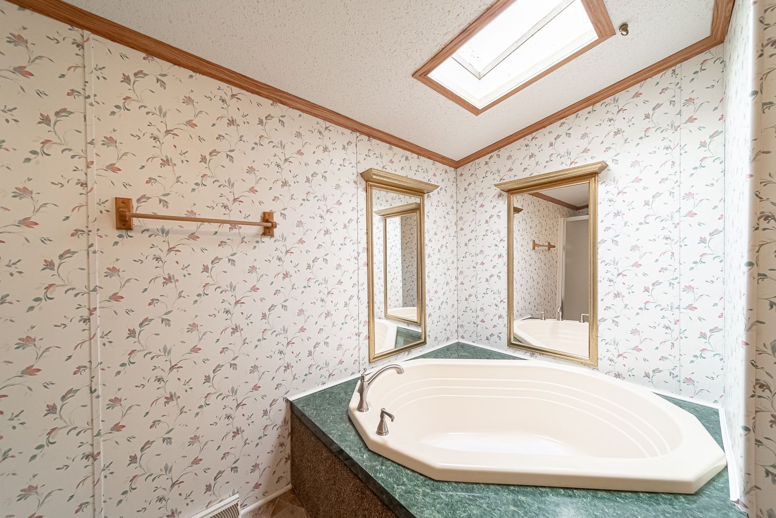 50819 Portage Road South Bend, IN 46628 - Photo 12 of 21