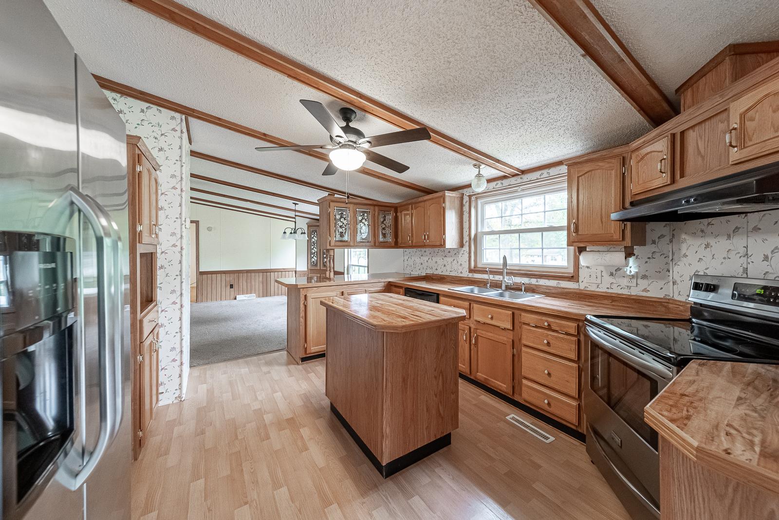 50819 Portage Road South Bend, IN 46628 - Photo 6 of 21