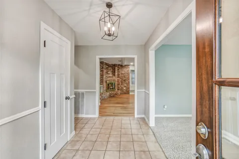 $525,000 | 1655 Imperial Crown Drive, Houston, TX 77043