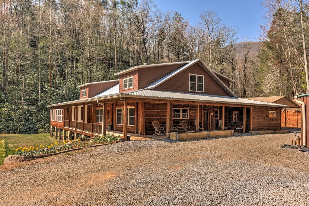 1559 Copper Creek Road Murphy, NC 28906 - Photo 2 of 74