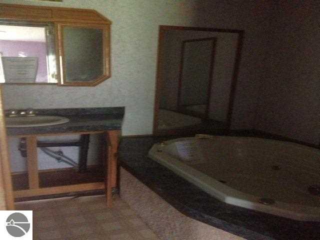 6451 Seeley Road Cadillac, MI 49601 - Photo 10 of 21 1747967-9.JPG