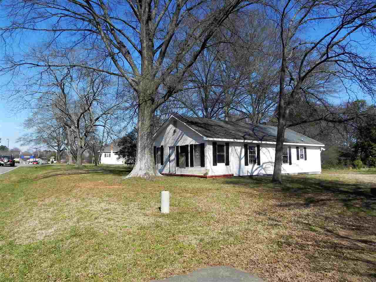 8650 Fairforest Road Spartanburg, SC 29303 - Photo 1 of 24 Gallery Image 1