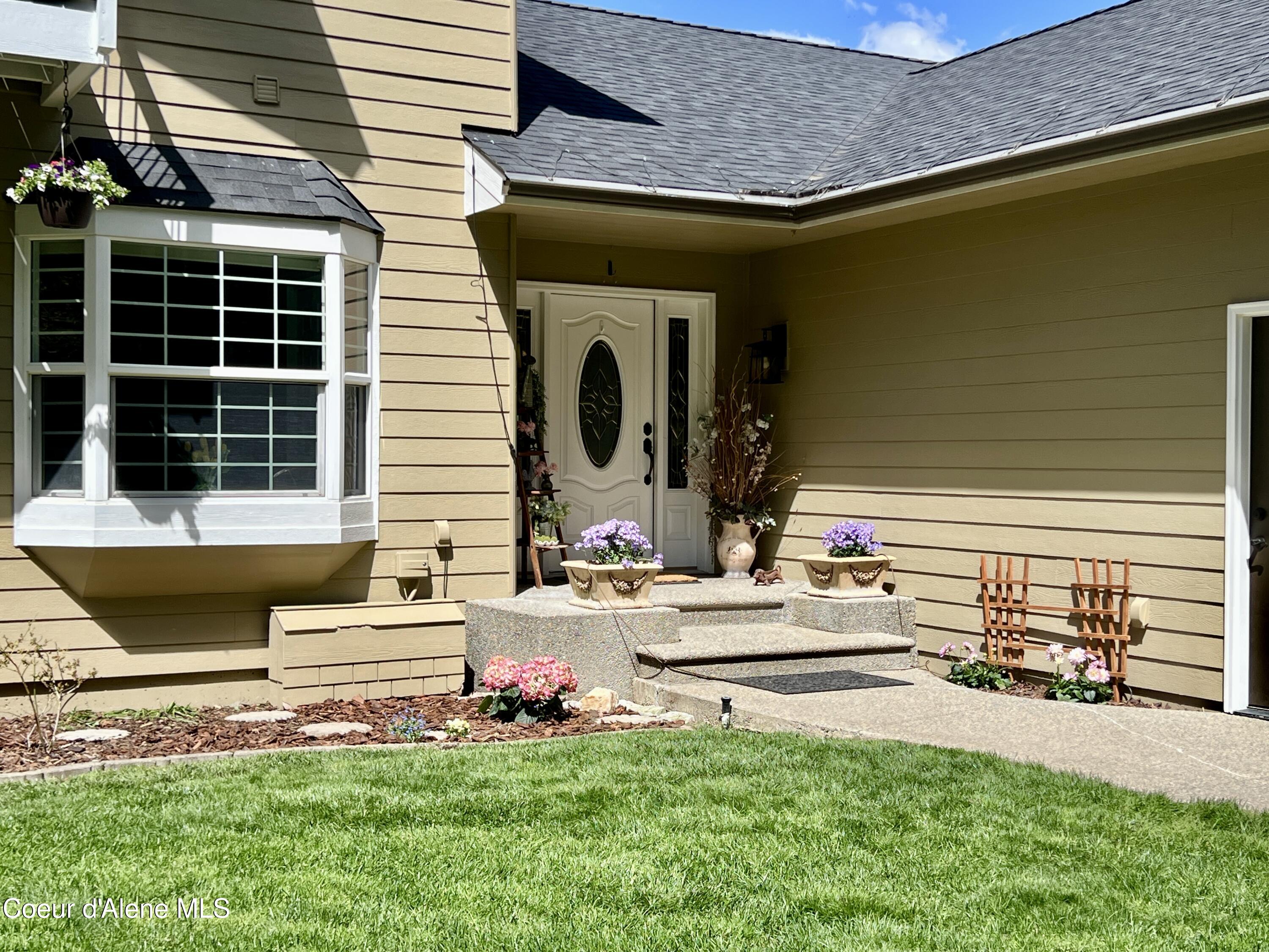 4177 East Eagles Mere Road Harrison, ID 83833 - Photo 73 of 110 Front Door