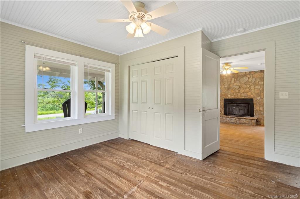 629 Jupiter Road Weaverville, NC 28787 - Photo 6 of 16 Gallery Image 6