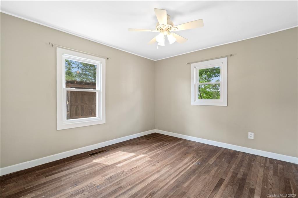 629 Jupiter Road Weaverville, NC 28787 - Photo 9 of 16 Gallery Image 9