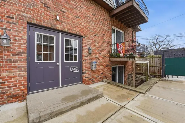 $129,000 | 4430 Jarboe Street, Kansas City, MO 64111