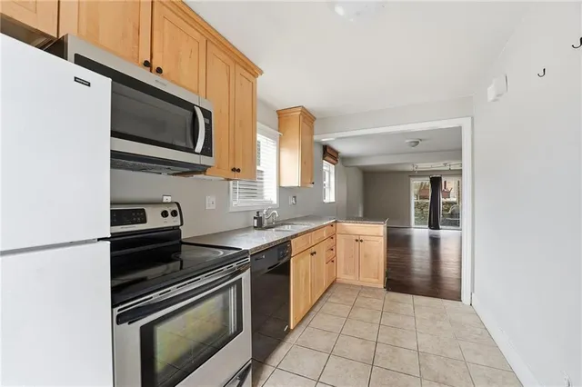 $131,000 | 4430 Jarboe Street, Kansas City, MO 64111