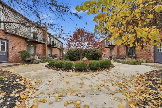 $131,000 | 4430 Jarboe Street, Kansas City, MO 64111