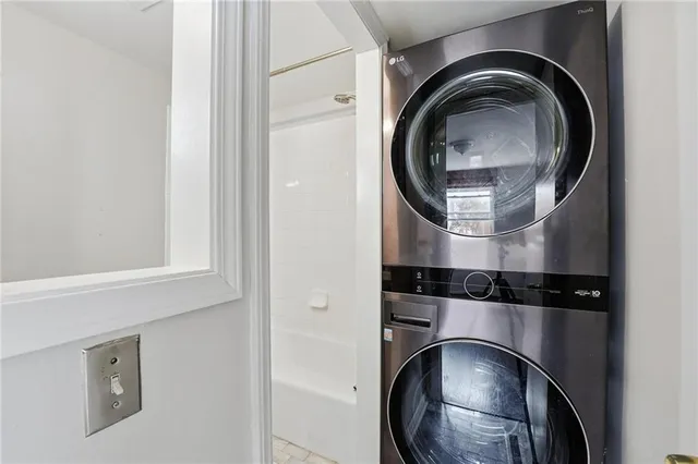 $131,000 | 4430 Jarboe Street, Kansas City, MO 64111