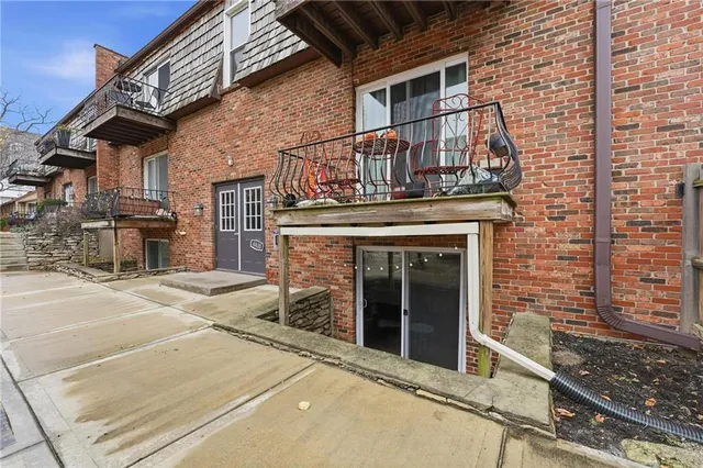 $131,000 | 4430 Jarboe Street, Kansas City, MO 64111