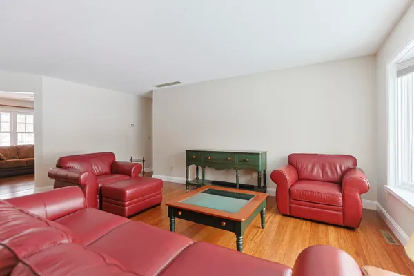 $289,900 | 1005 Winchester Court, Niles, MI 49120
