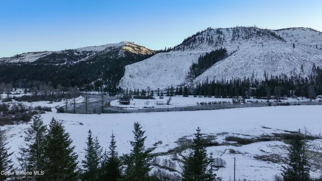 $259,000 | 484 Ahrs Loop, St. Maries, ID 83861