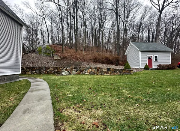 $1,900 | 8 Woodside Avenue, Seymour, CT 06483